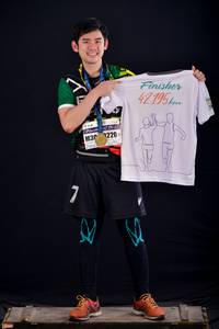 BIB: 42195, 3220
                            <button type="button" onclick="openModal(9296160)" class="btn btn-primary btn-sm float-right btn-popup" data-toggle="modal" data-target=".modal-high-quality">
                        <i class="fas fa-shopping-cart"></i> Add to Cart
                    </button>
                                            <button type="button" onclick="isThisMe(9296160, true)" class="btn btn-success btn-sm float-right btn-popup btn-isme hidden" data-toggle="tooltip" data-placement="bottom" title="นี่คือรูปของคุณใช่ไหม คลิกที่นี่เพื่อเอาเข้าอัลบั้ม">
                        <i class="fas fa-plus"></i> Add to album
                    </button>
                    <button type="button" onclick="isThisMe(9296160, false)" class="btn btn-warning btn-sm float-right btn-popup btn-isnotme hidden">
                        <i class="fas fa-ban"></i> Remove from album
                    </button>